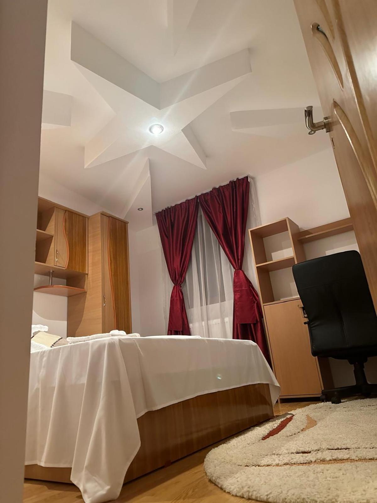 Special Apartment Nadeva Suceava Esterno foto